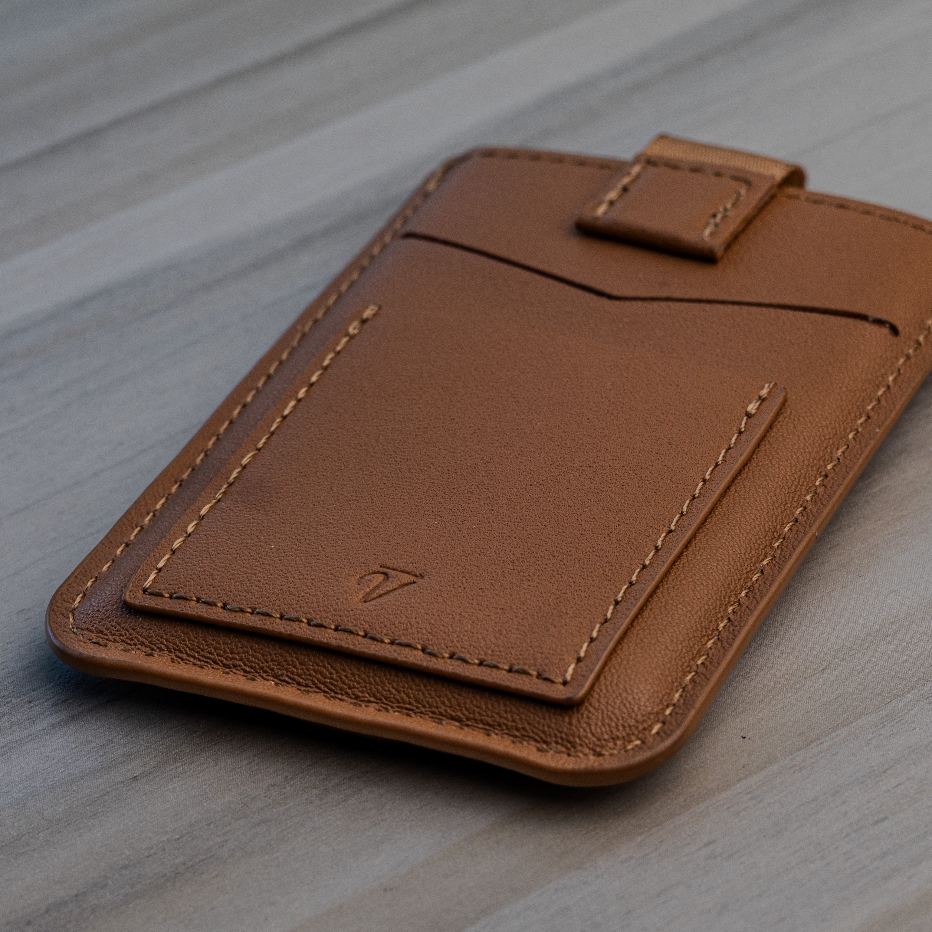 DiVerra Wallet MK1 – Slim FindMy Wallet with Bluetooth Tracking